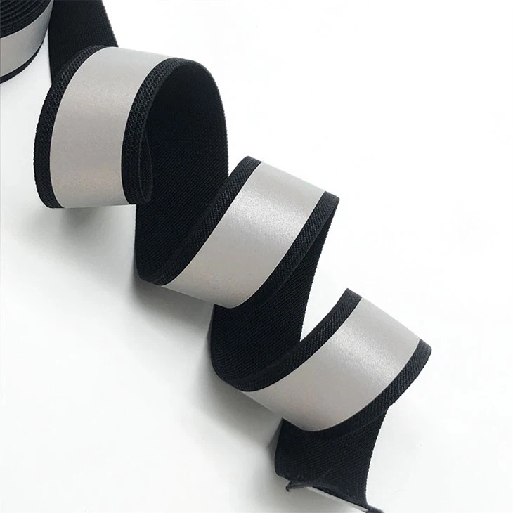 Fascia elastica con ampia striscia riflettente
